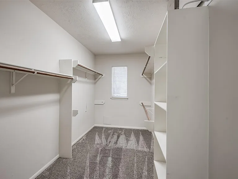 3402 Caloway Ct — Photo 18