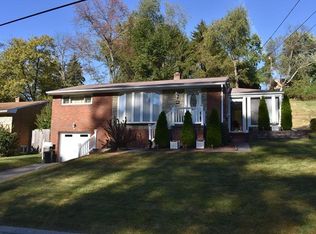 441 Spring Valley Rd, West Mifflin, PA 15122