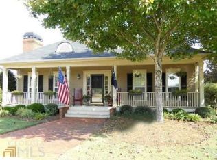 100 Cottage Grv, Peachtree City, GA 30269