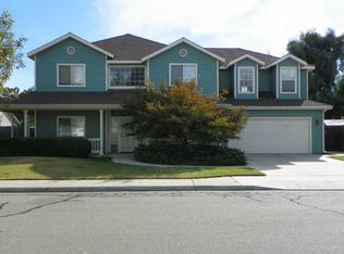 2122 Austin Ave, Clovis, CA