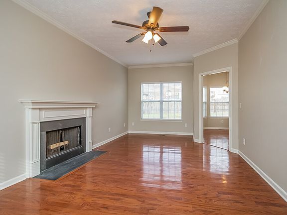 2nd image of 209 Chandlers Pass Ct