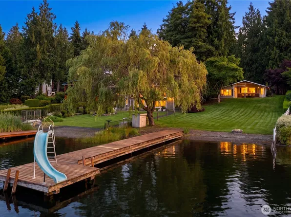 31089 E Lake Morton Drive SE, Kent, WA 98042