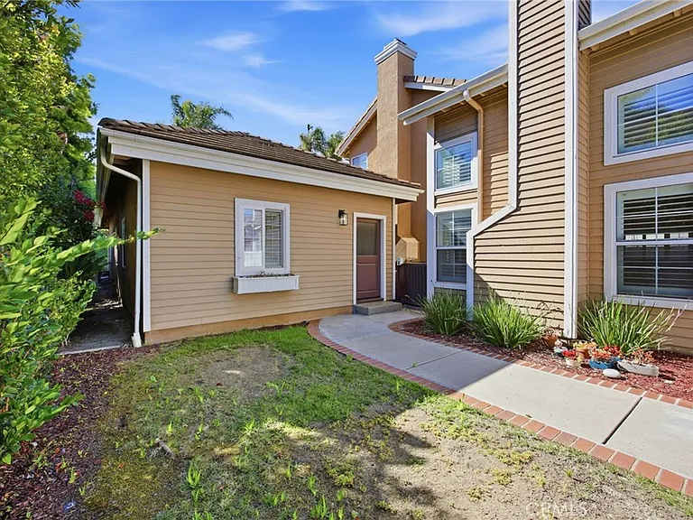 733 Avenida Azor — Photo 44