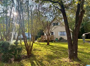 400 Broadleaf Dr, Talladega, AL 35160