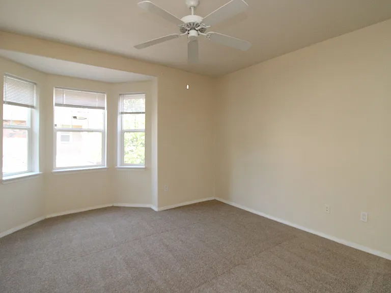 1170 NE 64th Ln #1206-1208 — Photo 13