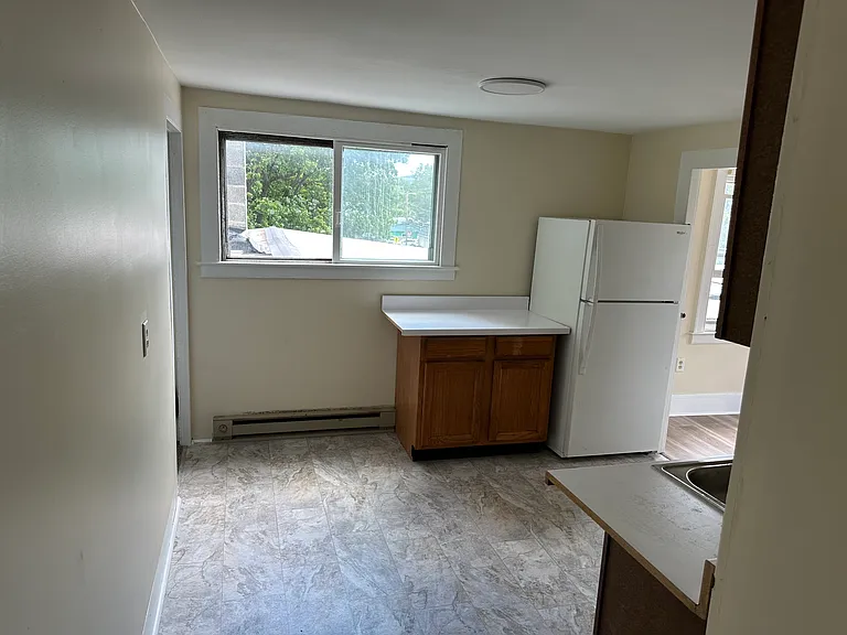 31 East St #4 — Photo 5