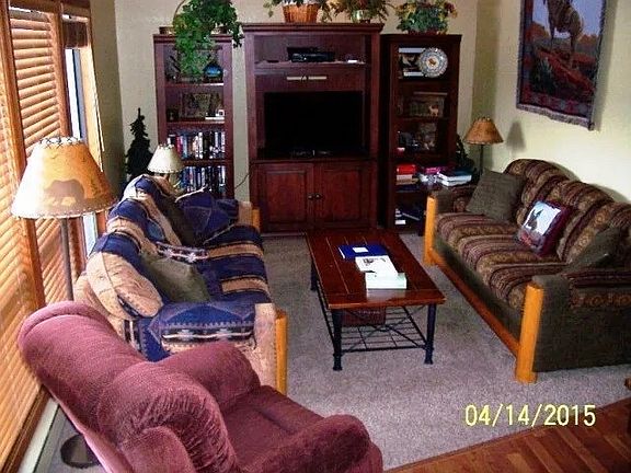 4th image of 1630-54 Davis Ave