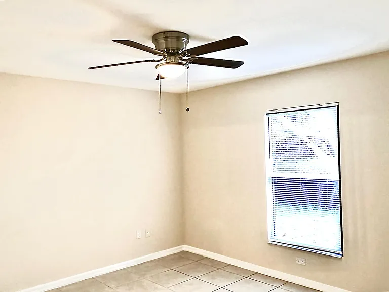 6953 Regina Dr — Photo 10