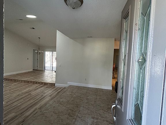 3rd image of 10108 Sedgebrook Dr