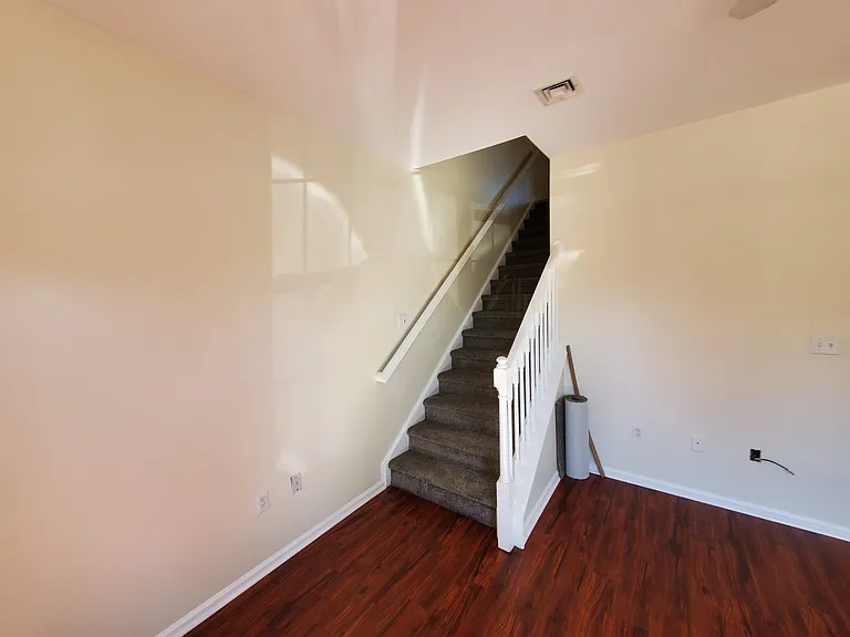 1841-1847 Auburn St #1841 — Photo 6