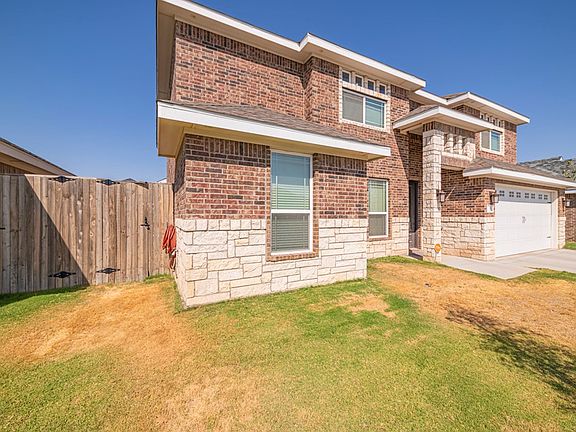 5th image of 15 Cornwall Dr