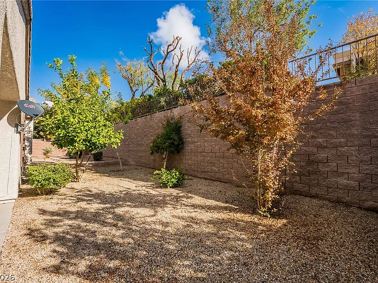2563 Evening Twilight Ave — Photo 4