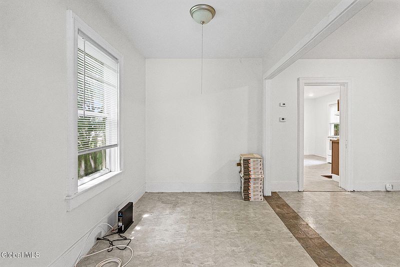 4th image of 51 4th Avenue