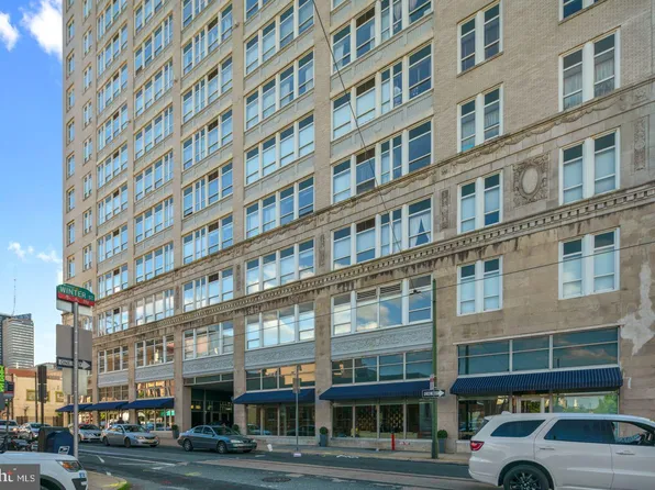 1100 Vine St APT 1402, Philadelphia, PA 19107