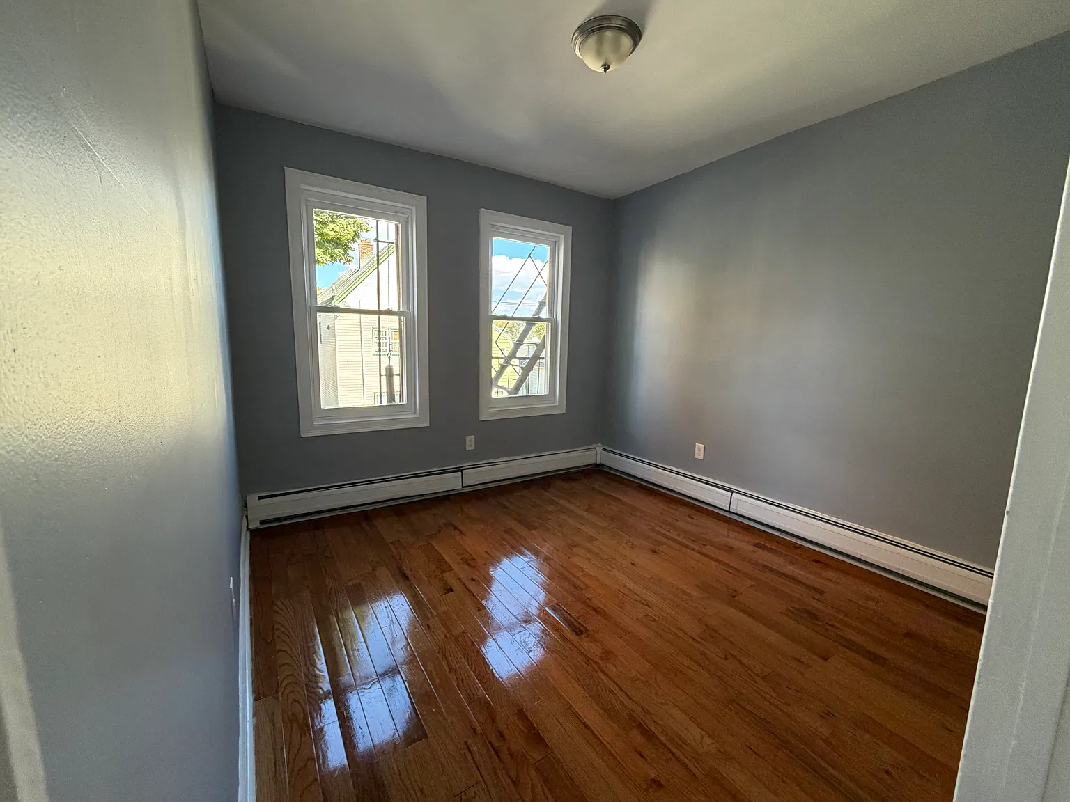 2 bed, 750 sqft, $1,695 — Photo 1