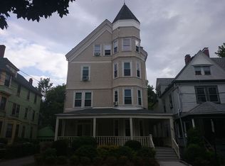 195 Davis Ave APT 1, Brookline, MA 02445