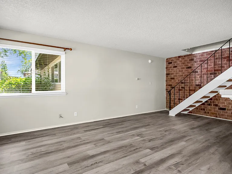 2731 Bidwell St #2 — Photo 4