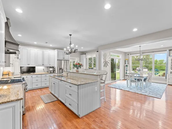 912 Ashbourne Way, Schwenksville, PA 19473