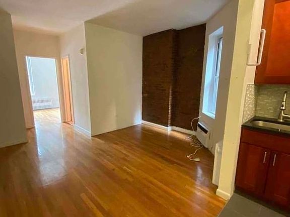 3rd image of 326 E 82nd St #3AA