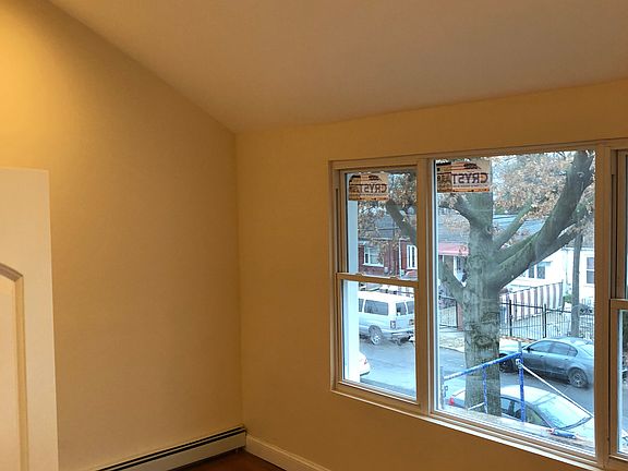 3rd image of 11131 156th St