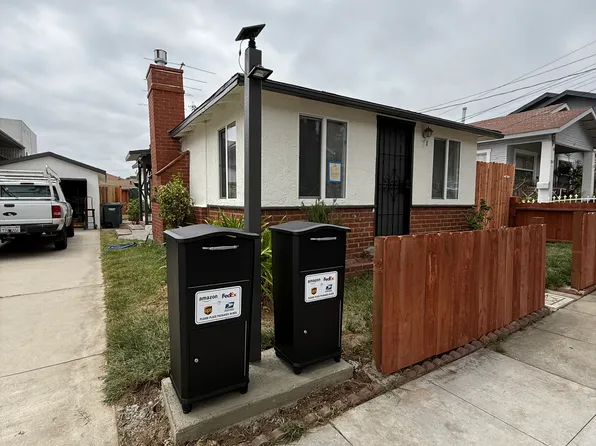1857 Stanley Ave, Signal Hill, CA 90755