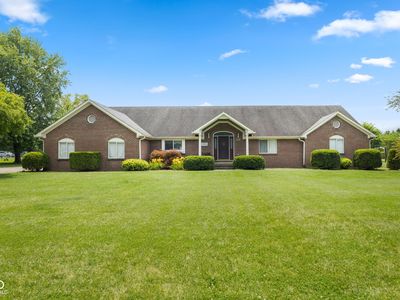 1439 E McKenzie Rd, Greenfield, IN, 46140