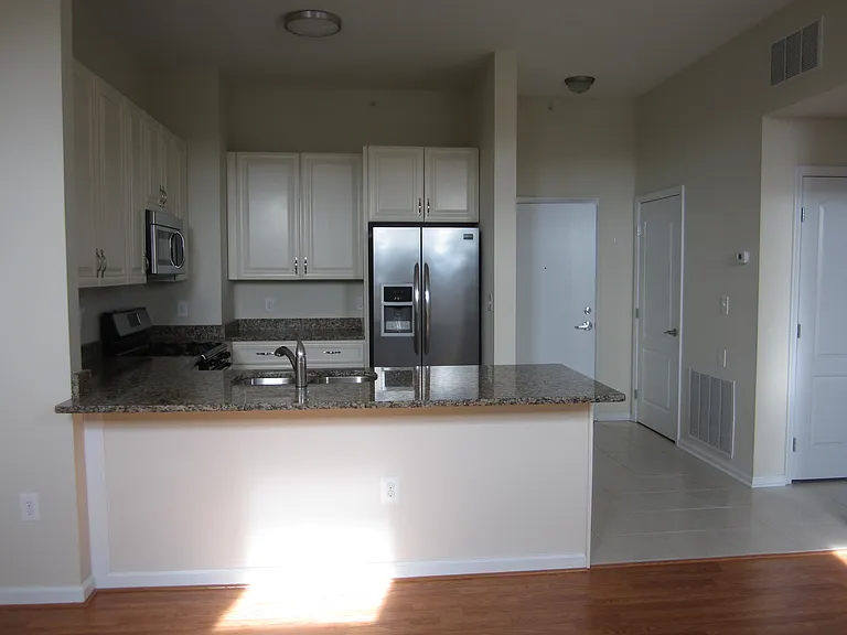 1118 S Charles St #9 — Photo 11