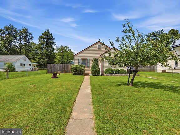 2nd image of 8176 Lea Rd