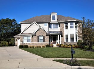 400 Birmingham Ln, Schaumburg, IL 60193