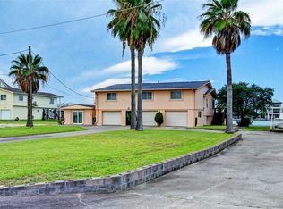 1219 Pilot Ln, Galveston, TX 77554