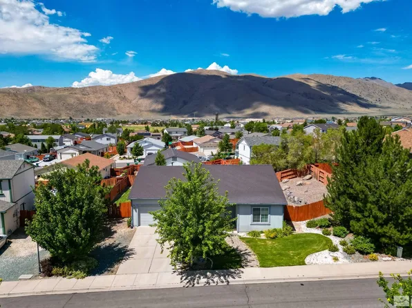 17541 Desert Lake Dr, Reno, NV 89508