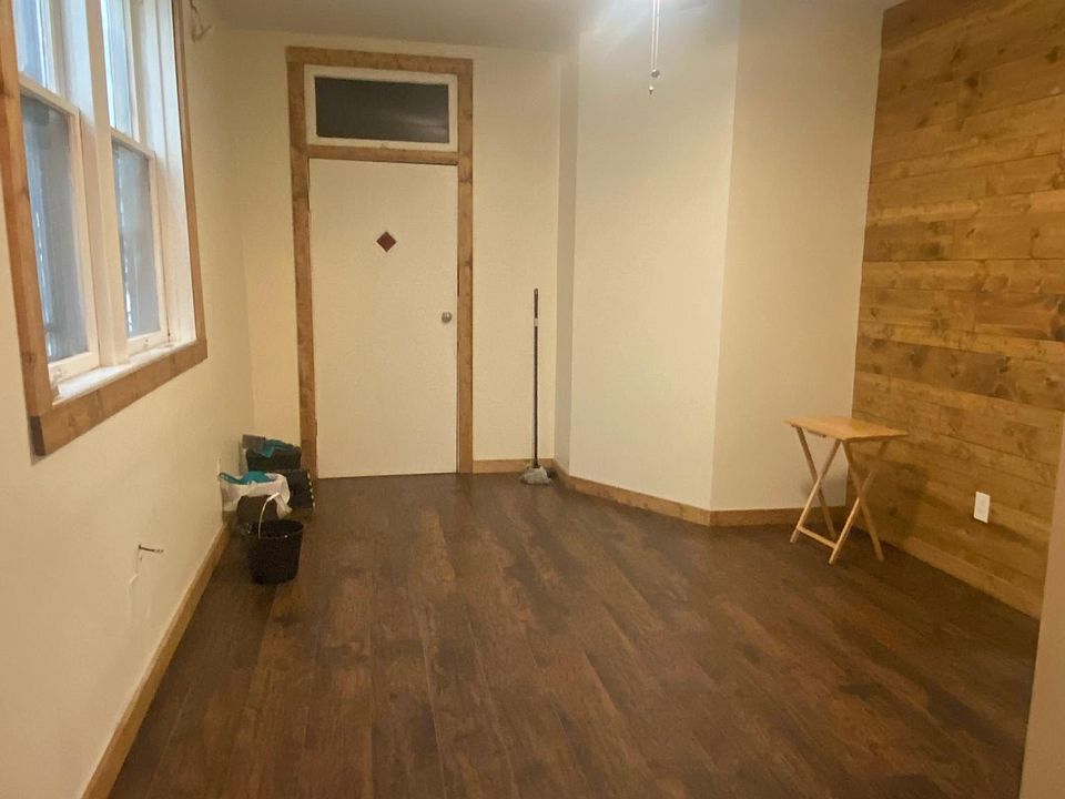 2nd image of 4346 S Ashland Ave #1