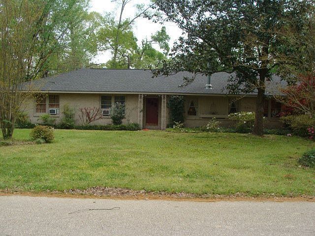 2nd image of 8984 Meadowood St