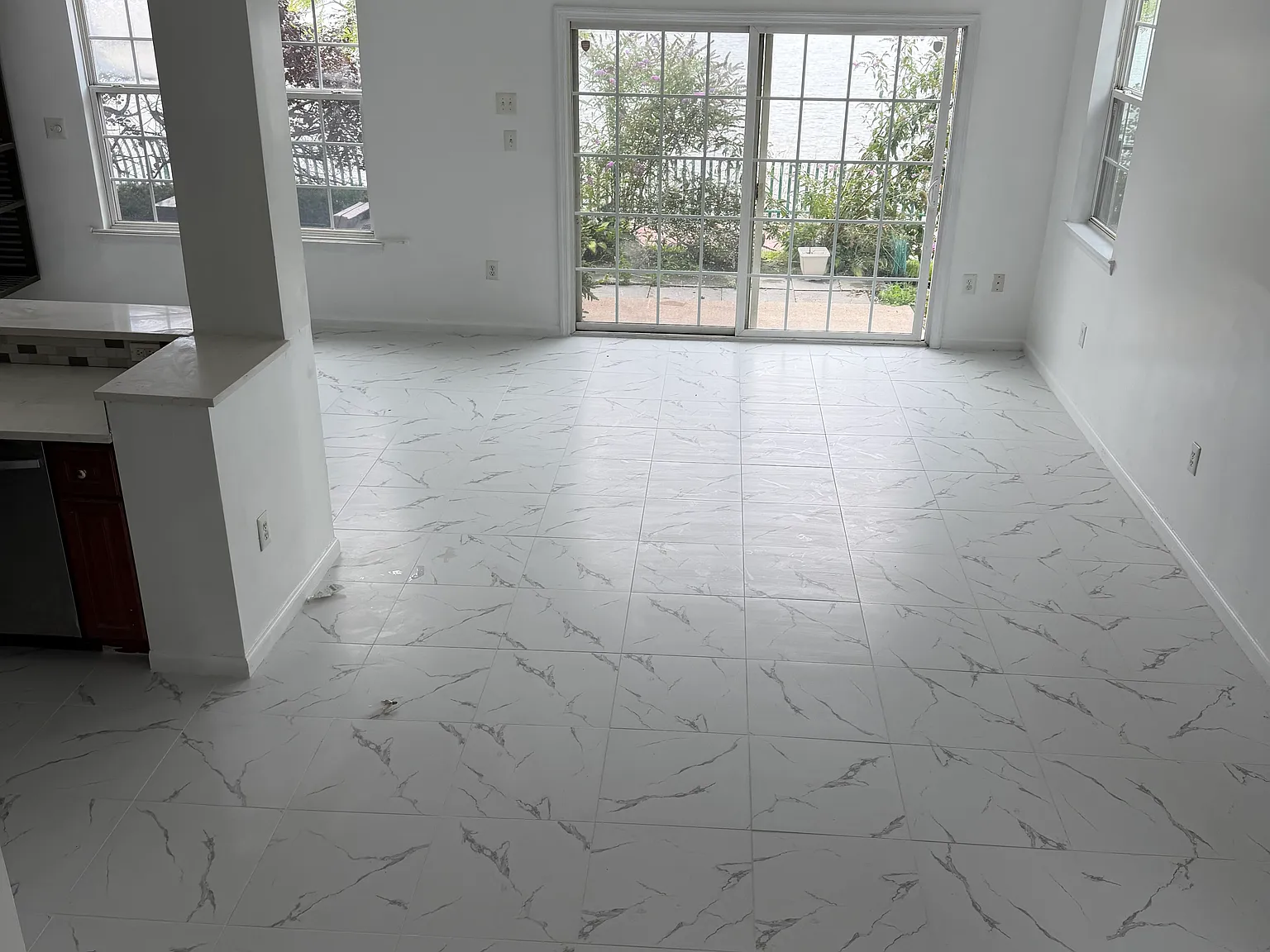 2 bed, 2.5 bath, 1444 sqft, $3,300 — Photo 2