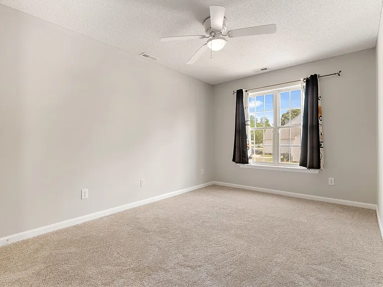 5412 Grand Traverse Dr — Photo 17