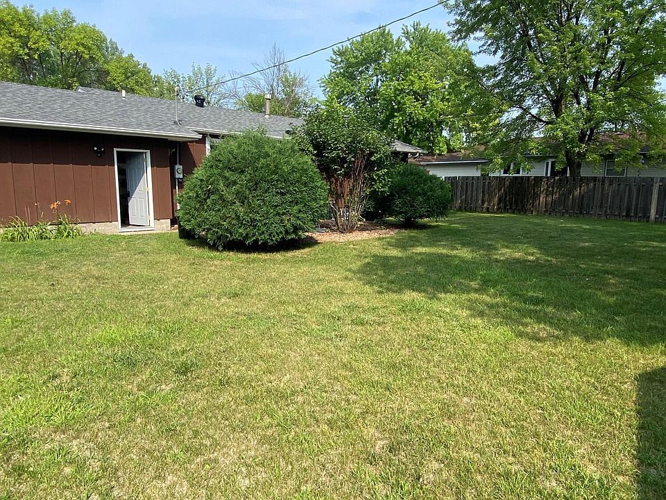 2nd image of 2005 S 22nd St