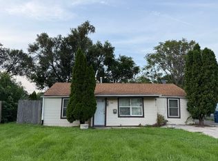 600 Parker Ave, Aurora, IL 60505