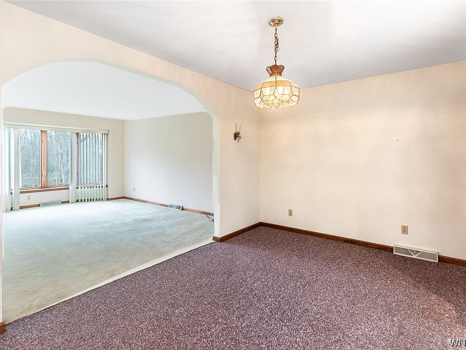 6053 Quaker Hollow Rd Orchard Park, NY, 14127 Apartments for Rent
