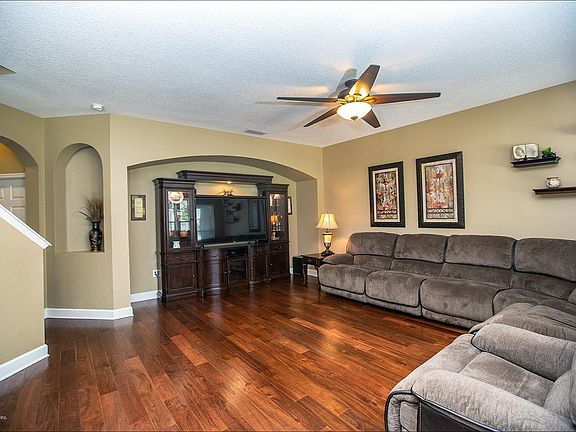 3rd image of 400 Buckhead Ct