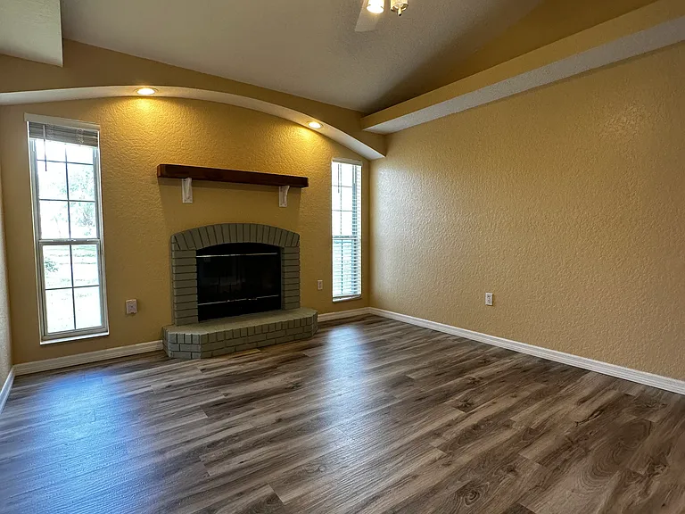 4403 Whitton Way — Photo 11