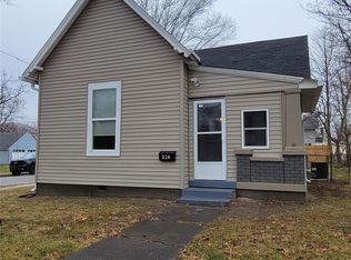 924 S Indiana St, Greencastle, IN 46135