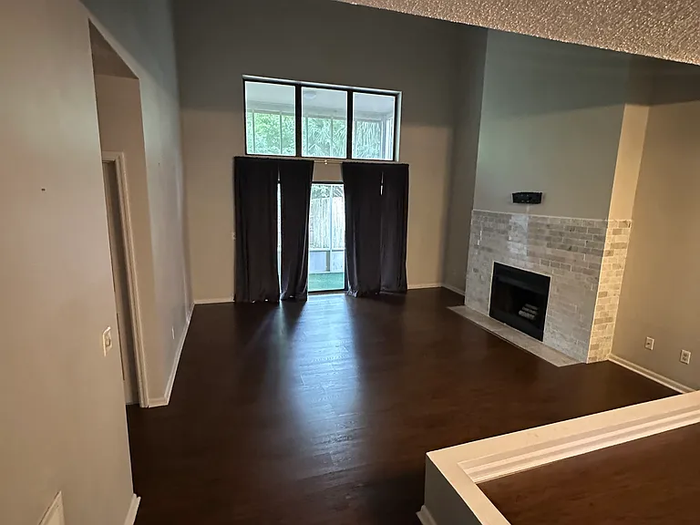 1307 Wood Hill Pl — Photo 3