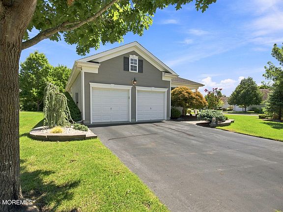 5th image of 31 Devonshire Way