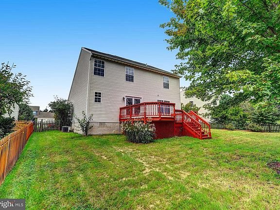 2nd image of 2305 Nagle Ct
