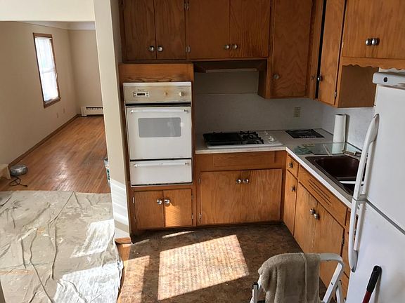 2nd image of 4341 Minnehaha Ave APT 2