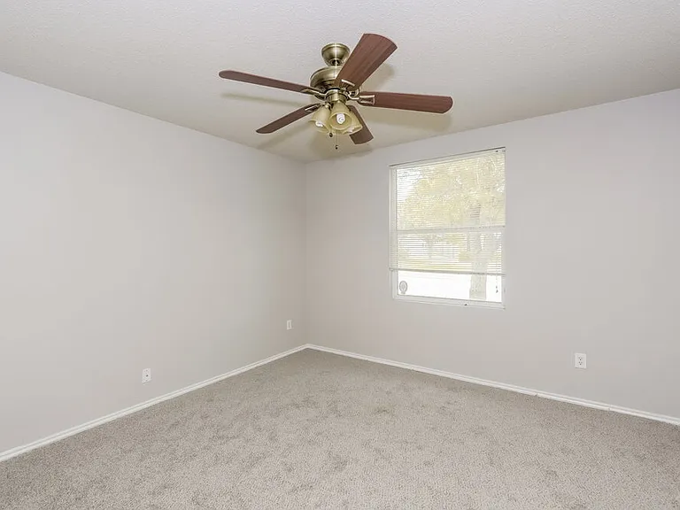 816 Bessemer Dr — Photo 14