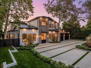 15645 Woodvale Rd, Encino, CA 91436