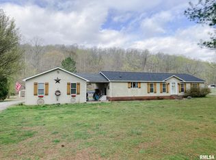 32679 Grapevine Trl, Mcclure, IL 62957