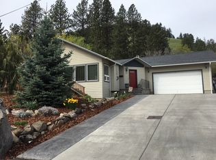 1212 Aspen Dr, La Grande, OR 97850