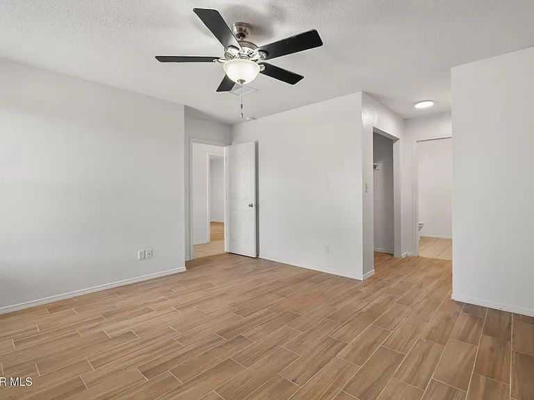 14121 Tierra Halcon Dr — Photo 15